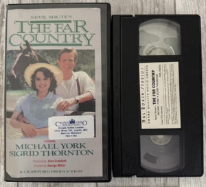 Nevil Shute THE FAR COUNTRY VHS Michael York Sigrid Thornton Alan Dale Hal Roach - Foto 1 di 2