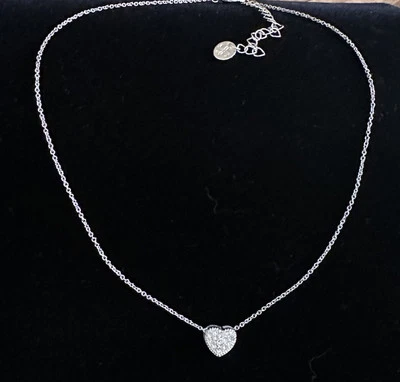 Ожерелье с подвеской в виде сердца со стразами серебристого цвета Vera Wang 16–18 дюймов - Изображение 1 из 4