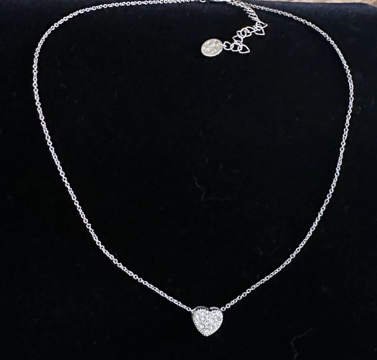 "Collar colgante Vera Wang tono plata estrás corazón 16-18""" Foto 1 de 4