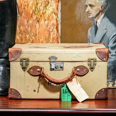 Аккуратный дорожный чемодан 1930-х годов антикварный кожаный дорожный декор реквизит - Изображение 1 из 4