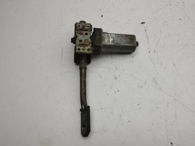 Chrysler Town & Country V 2008 Seat Control Motor Left front 984688102 AMD132523 - Image 1 of 4