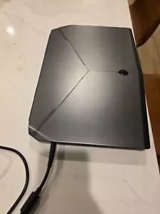 ALIENWARE 15 R2 INTEL CORE i7-6700HQ@2.6GHZ 16GB RAM 1TB - Picture 1 of 5