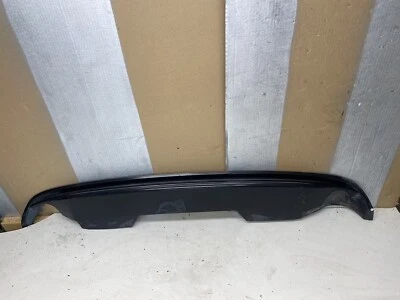 Honda Accord 2013-2015 sedán OEM parachoques trasero cenefa inferior 71510-T2F-A001 cromo Foto 1 de 4