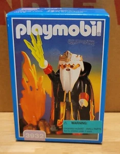 Playmobil 3932 Fire Wizard Vintage Rare - Picture 1 of 2