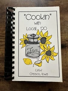 Vintage 2000 “Cookin” With Local 120 Cresco Iowa Recipes Cookbook Cook Book - Imagen 1 de 3