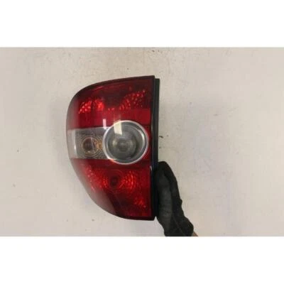 LÁMPARA TRASERA DERECHA PARA VOLKSWAGEN FOX (05-11) 1.2 6V (40KW) BER. 3P/B/1198CC 2005 Foto 1 de 4