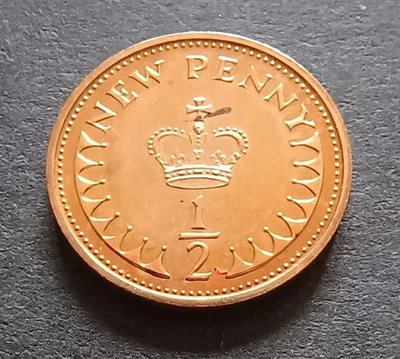 1974 Decimal 1/2p Halfpenny Proof - Queen Elizabeth II - British Coin - Image 1 of 2