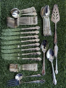 Supreme Towle Silverplate silverware Cutlery Flatware Service For 8 See Descr - Picture 1 of 11