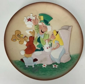RARE Disney Alice in Wonderland 3 D Magic Memories collector plates 452/24,500 - Picture 1 of 8