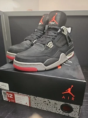 Talla 12 - Jordan 4 Retro Bred lanzamiento 2012 Foto 1 de 4