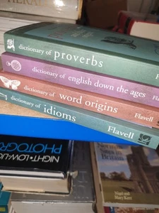 SET OF FOUR BOOKS BY LINDA & ROGER FLAVELL - Picture 1 of 5