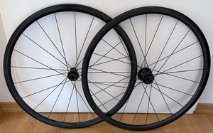Giant SLR1 Carbon Disc 36 Laufradsatz – Drahtreifen, Tubeless, Centerlock, SRAM - Bild 1 von 12