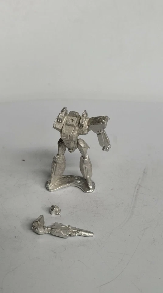 Ral Partha Battletech Miniatures #20-661  Vixen By C Atkin Pewter  - Image 1 of 1