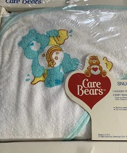 Care Bears Snuggle-Up Hooded Towel Baby Washcloths Set American Greetings 1984 - Picture 1 of 8