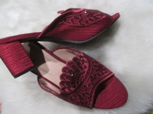 NWB SHEIN BURGUNDY 2.5" SLIDES HAVE SPARKLE! SIZE 8M - Picture 1 of 10