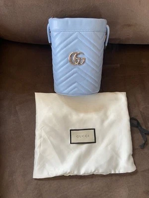 Gucci Marmont светло-синий маленький кожаный ведро сумка - Изображение 1 из 4