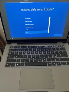 Dell Latitude 5330 13.3", i5 Gen 12, 16gb, 256GB SSD, Win 10 Pro - Foto 1 di 9