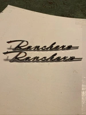 1961 Ford Ranchero quarto de painel acabamento 2 peças C1DB-16098-C original - Imagem 1 de 4