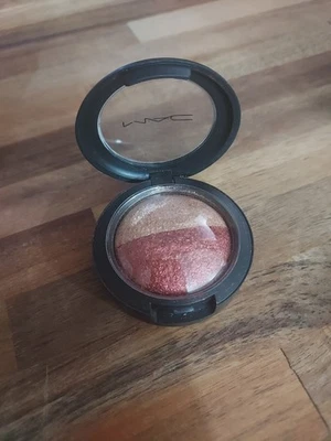 MAC MINERALIZE Eye Shadow Heat Element NEW RARE Eyeshadow  - Image 1 of 4