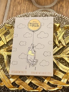 Disney Winnie the Pooh Eyeshadow Palette 0.81 oz - Picture 1 of 8