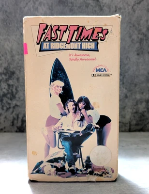 FAST TIMES AT RIDGEMONT HIGH VHS. First release Rainbow MCA - TESTED! - Image 1 of 3