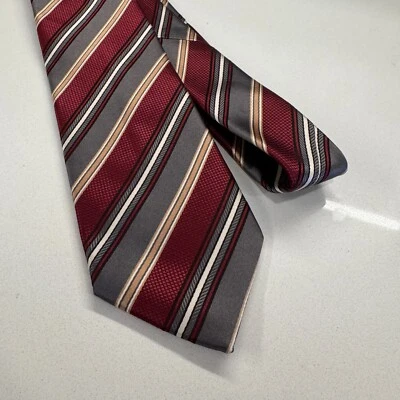 Corbata Croft & Barrow roja gris patrón de rayas 100 % poliéster texturizada Foto 1 de 4
