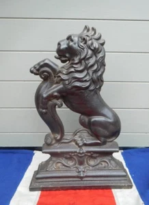 PROUD DECORATIVE ROYAL HERALDIC CAST IRON EDWARDIAN BRITISH LION FIREGUARD  - Picture 1 of 6