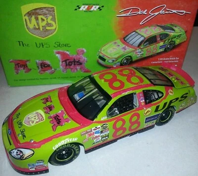 DALE JARRETT 2005 UPS JUGUETES PARA NIÑOS 1/24 ACCIÓN RCCA DIECAST CLUB CAR 1/360 Foto 1 de 2