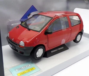 Solido 1/18 Scale Diecast S1804002 - Renault Twingo - Red - Picture 1 of 4