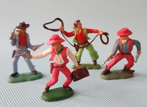 4 COWBOY BANDIT Plastic Soldiers 1:32 ARGENTINA Britains vintage 1970 FAR WEST - Picture 1 of 6