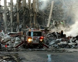FDNY AT WORLD TRADE CENTER 8X10 PHOTO PICTURE USA US 9-11 FIRE TRUCK - Picture 1 of 1