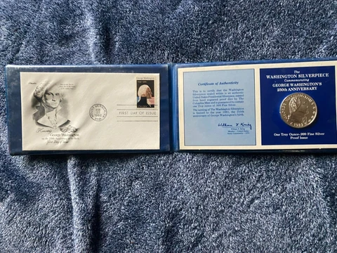 George Washington 250th Anniversary One Troy Ounce Silver Proof 1982 Booklet Cover