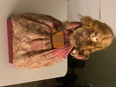 poupée ancienne automate écolière  - Photo 1/3