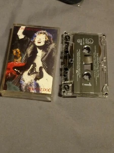 Rare Original Album Cassette - Joni Mitchell - Dog Eat Dog - 1985 Bin 25 - Picture 1 of 2