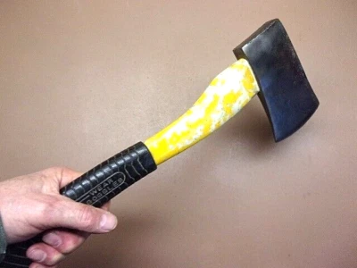 Hacha vintage sin marca 2 lb. 7,4 OZ Mango de fibra de vidrio de 15 3/4" ¡afilado y listo! Foto 1 de 4