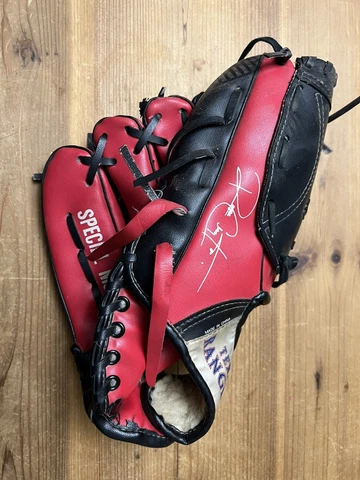 Royce Clayton Rangers Ballpark Giveaway Glove Vintage Early 2000s Cover