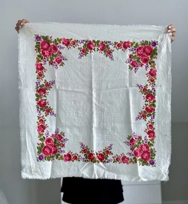 Boho Shawl babushka scarf. hustka granny scarves - Imagem 1 de 4