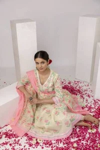 Indian Women white Cotton Floral Printed Anarkali Kurta with Pant & Dupatta - Picture 1 of 6