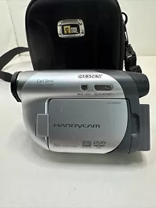 Sony Handycam DCR-DVD105 Camcorder & Carrying Case PARTS OR REPAIR ONLY - Picture 1 of 21