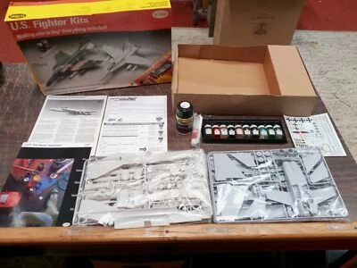 Testor U.S. Fighter Kit F/A-4F/G Wild Weasel F/A 18A/B Hornet All Parts Included - Image 1 of 4