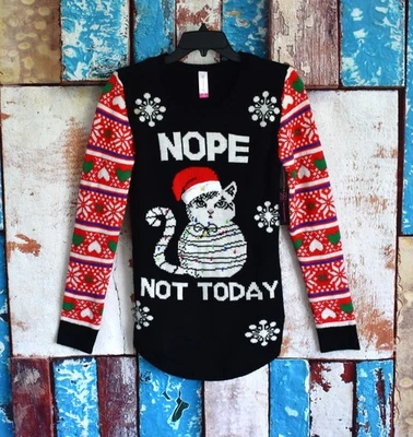 Women's No Boundaries Light Up Cat Ugly Christmas Sweater MEDIUM Black Cat NEW - Image 1 of 4