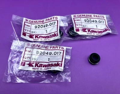 Genuino Nuevo! Sellos de válvula Kawasaki KZ750 1976-1984 (calidad de 4) - JB1 Foto 1 de 3
