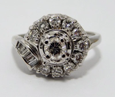 Vintage Diamond Ring 1.00 carat ttl. 14K white Gold SI quality Diamond SZ 7.5 - Image 1 of 4
