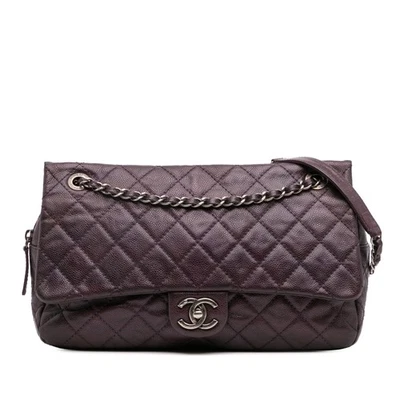 Authenticated Chanel Jumbo Quilted Iridescent Caviar Easy Flap Purple - Image 1 of 4