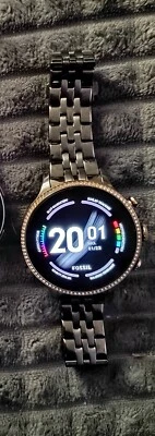 Fossil Gen 6 42mm Edelstahlgehäuse-Rosagold mit Edelstahlarmband in Gunmetal... - Bild 1 von 2