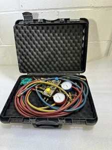 REFCO BM2-6-DS-R410A Fluorine-filled Pressure Gauge Set - Picture 1 of 7