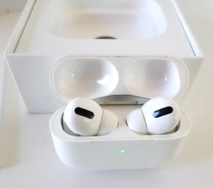 APPLE AIRPODS PRO CON ESTUCHE DE CARGA INALÁMBRICA MWP22AM/A A2083 A2084 A2190 - Imagen 1 de 9