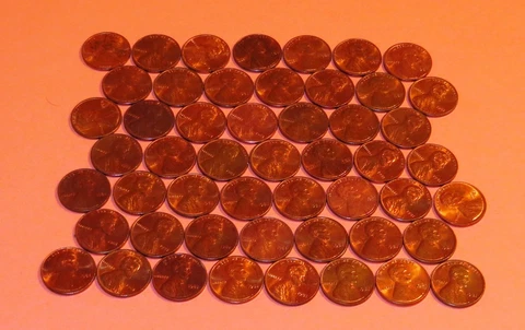 1 roll 1981 Copper Memorial Pennies M2 (About Uncirculated) brownish red to red Cover