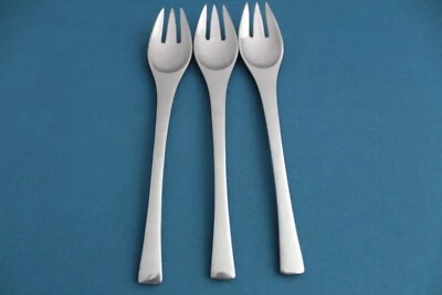 3 garfos para salada Dansk ODIN cetim aço inoxidável Alemanha 6 7/8" - Imagem 1 de 4