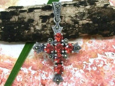 Croce Zirconia Rosso 925 Vero Ciondolo IN Argento Collana Marcasite Religion - Immagine 1 di 3